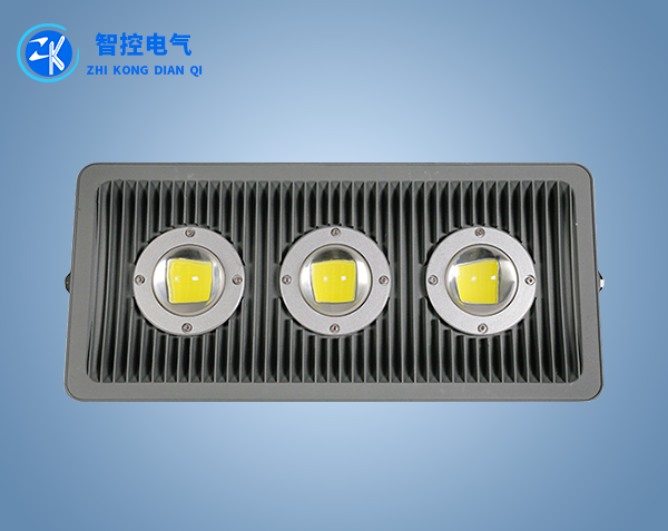 高（gāo）亮防爆射燈（150W）